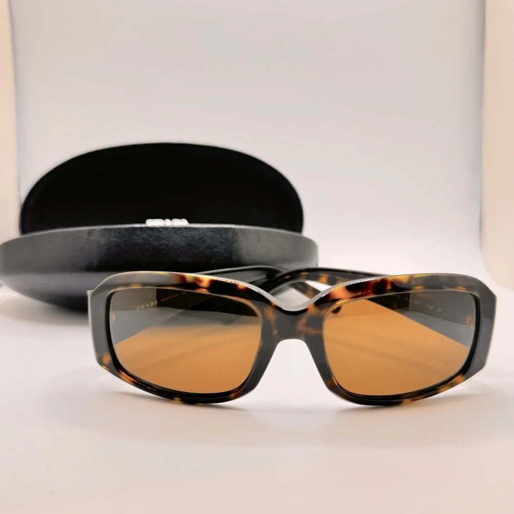 Prada Havana Brown Tortoise Shell Polarized Sunglasses with gold lenses - EUC - Picture 2 of 10